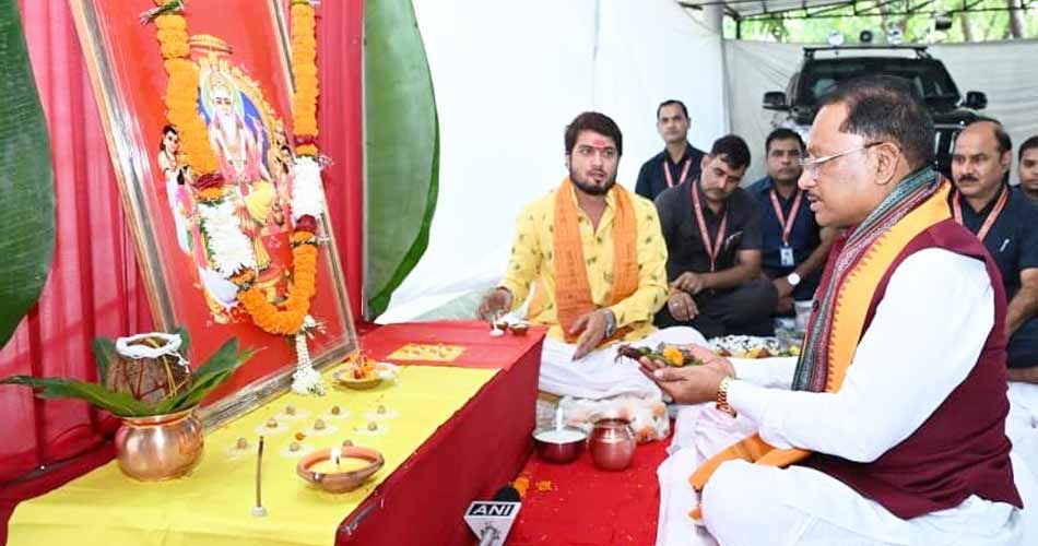 रायपुर : सृजन, कौशल और श्रम के सम्मान का संदेश देती है भगवान विश्वकर्मा की आराधना: मुख्यमंत्री श्री विष्णु देव साय